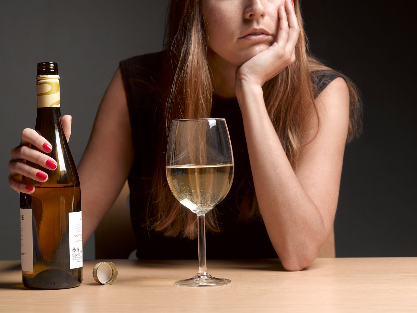 SHOULD I CUT OUT ALCOHOL TO GET RID OF FAT?﻿